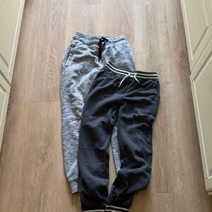 Gray and Black Jogger Pants Set